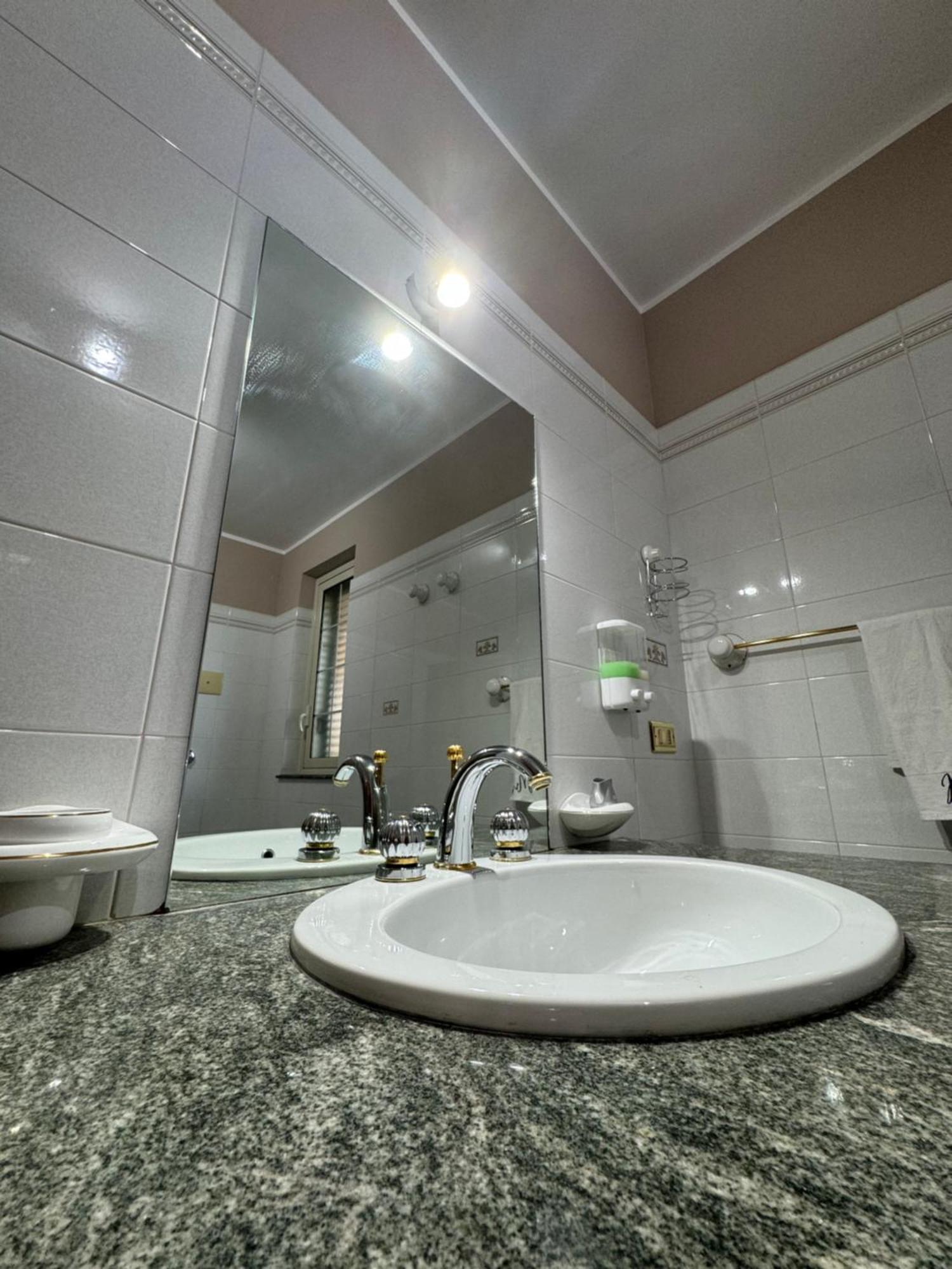 B&B Rose Antiche Sicily Partinico Exterior foto